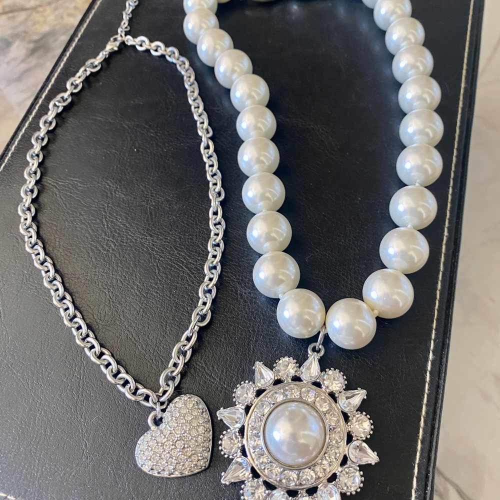 2 gorgeous necklaces with crystals and large faux Pearls